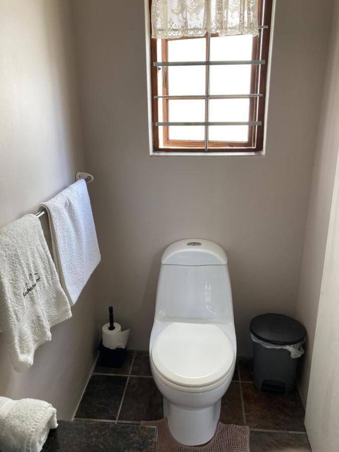 Haus Barbara Guest House Bredasdorp Buitenkant foto