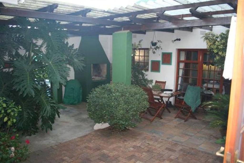 Haus Barbara Guest House Bredasdorp Buitenkant foto